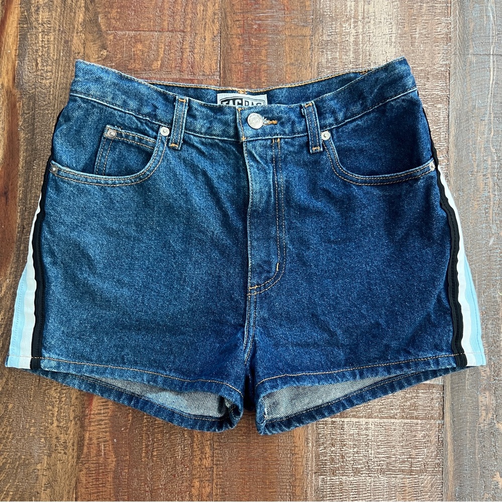 TAGRAG Women’s Vintage Blue Denim Juniors Short Size 7